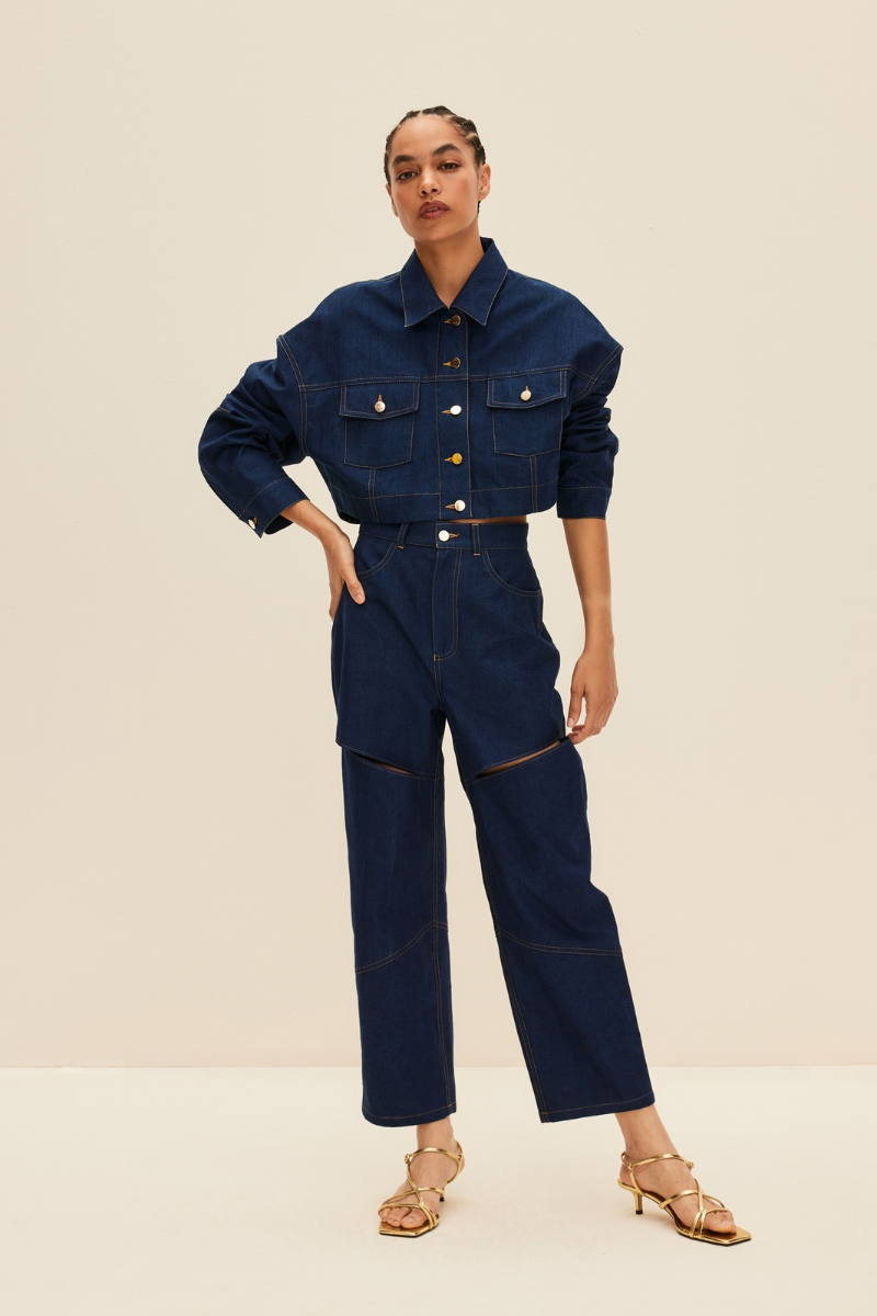 CROPPED DENIM JACKET IN DEEP BLUE - CULT MIA