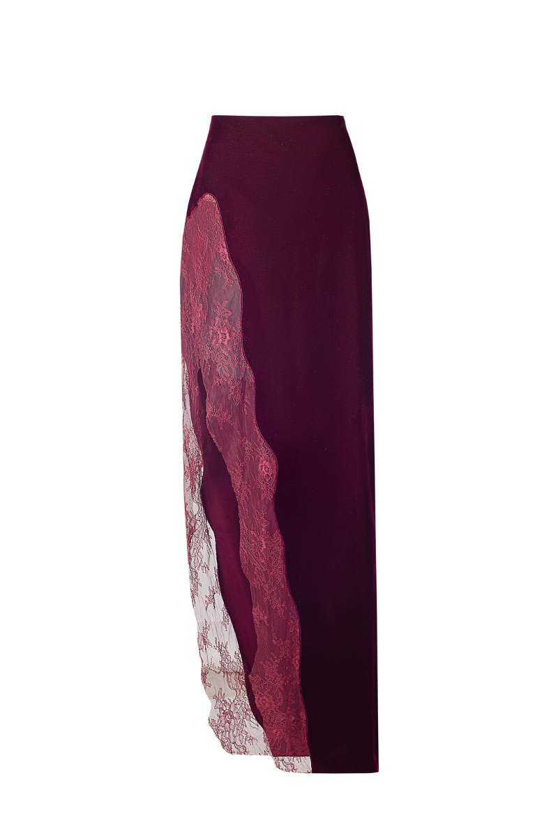 SANTA BRANDS maxi skirt with soft velvet fabric in mulberry color, flowing design and stylish silhouette.