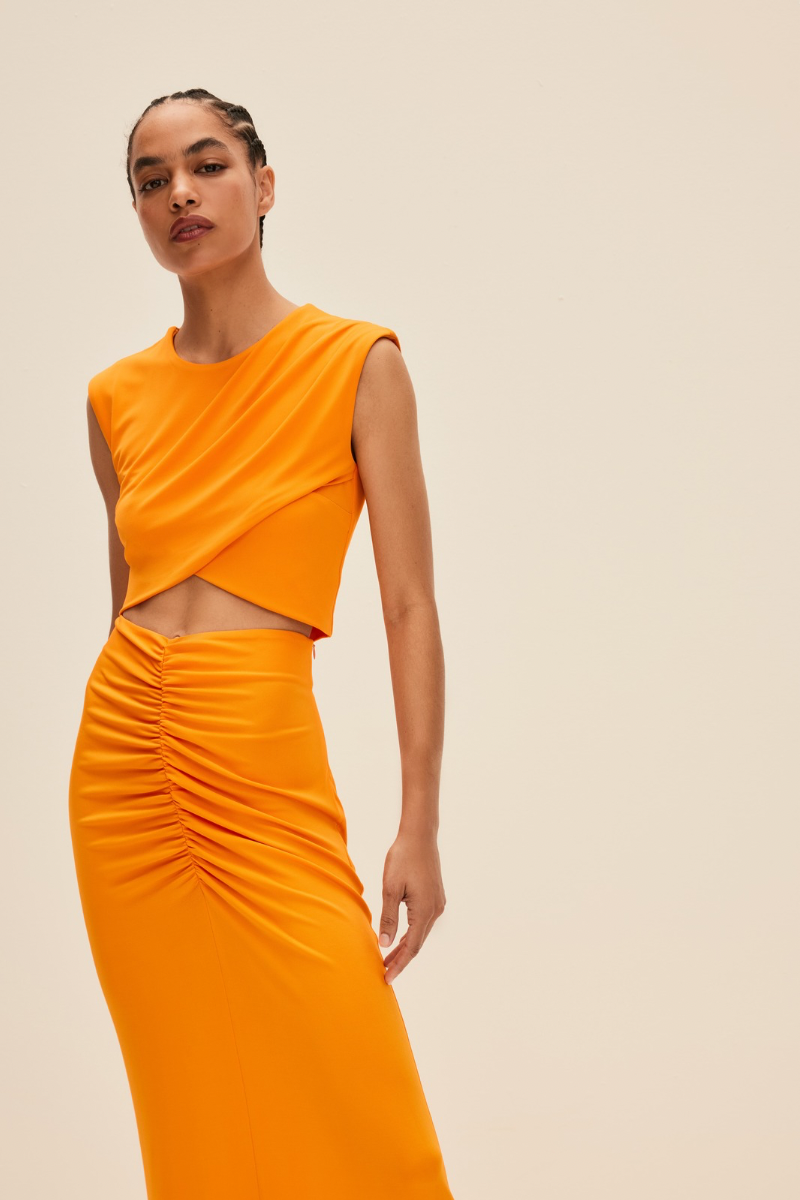 DRAPED CROP TOP IN BRIGHT ORANGE - CULT MIA