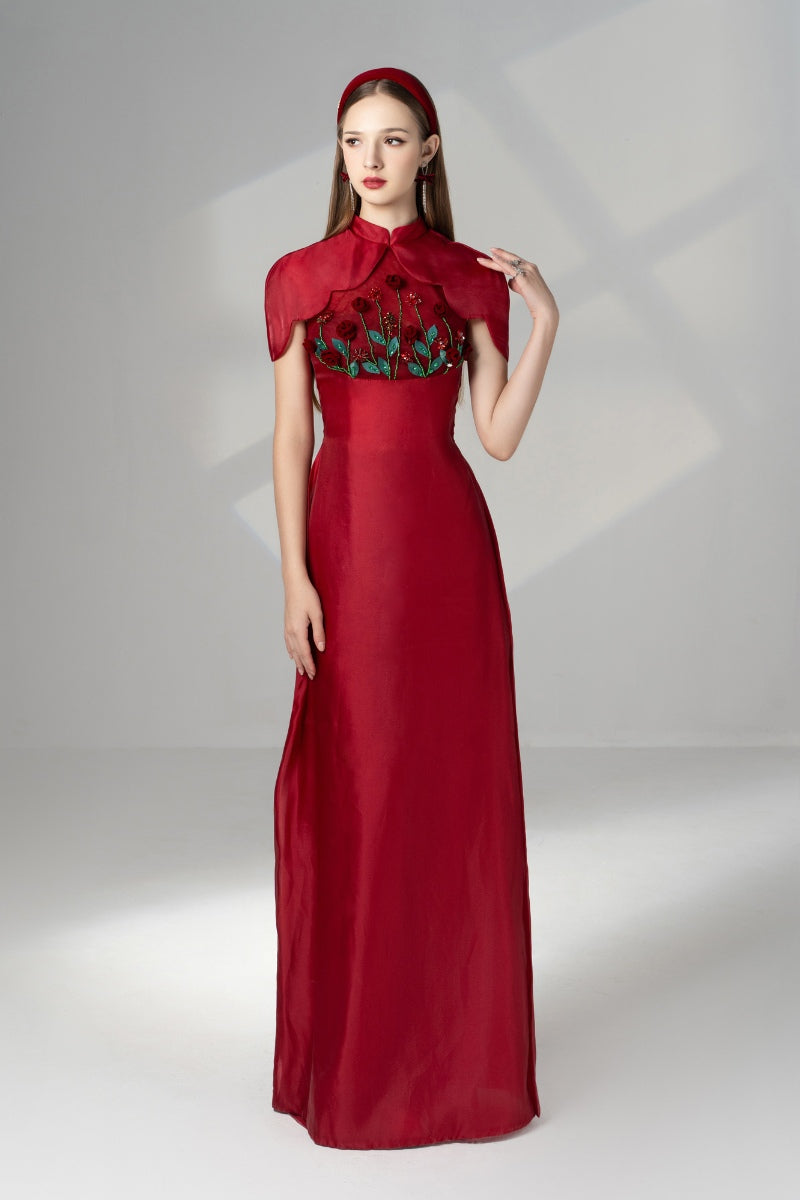 Elegant silk organza maxi Ao Dai and pants gown from Happy Clothing, featuring flowing fabric and traditional Vietnamese design.