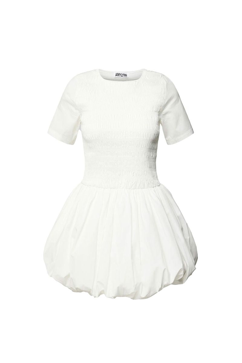 فستان إليانور الأبيض القصير