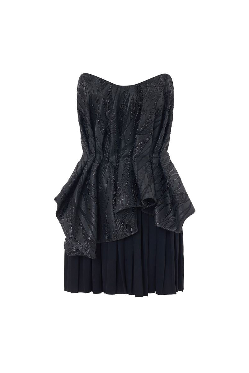 فستان قصير من البروكيد مع درابزين باللون الأسود