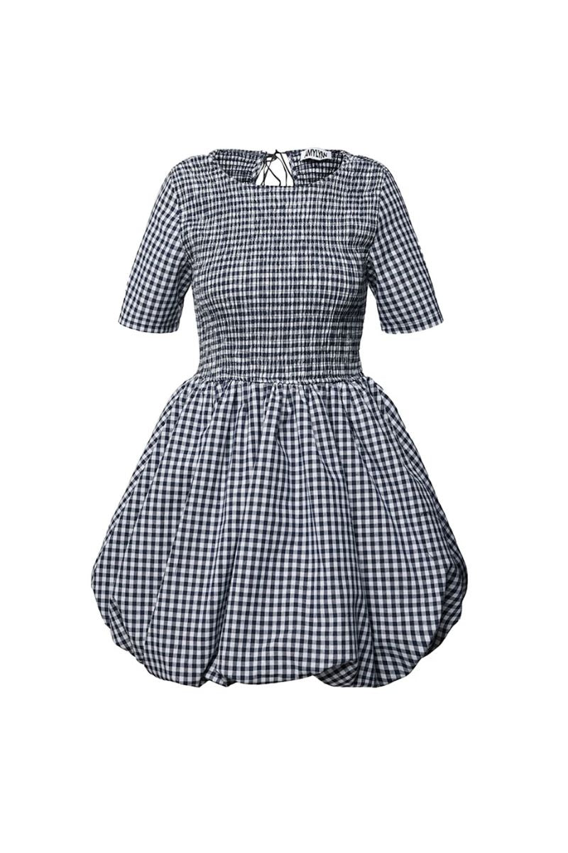 فستان كيران الأسود القصير