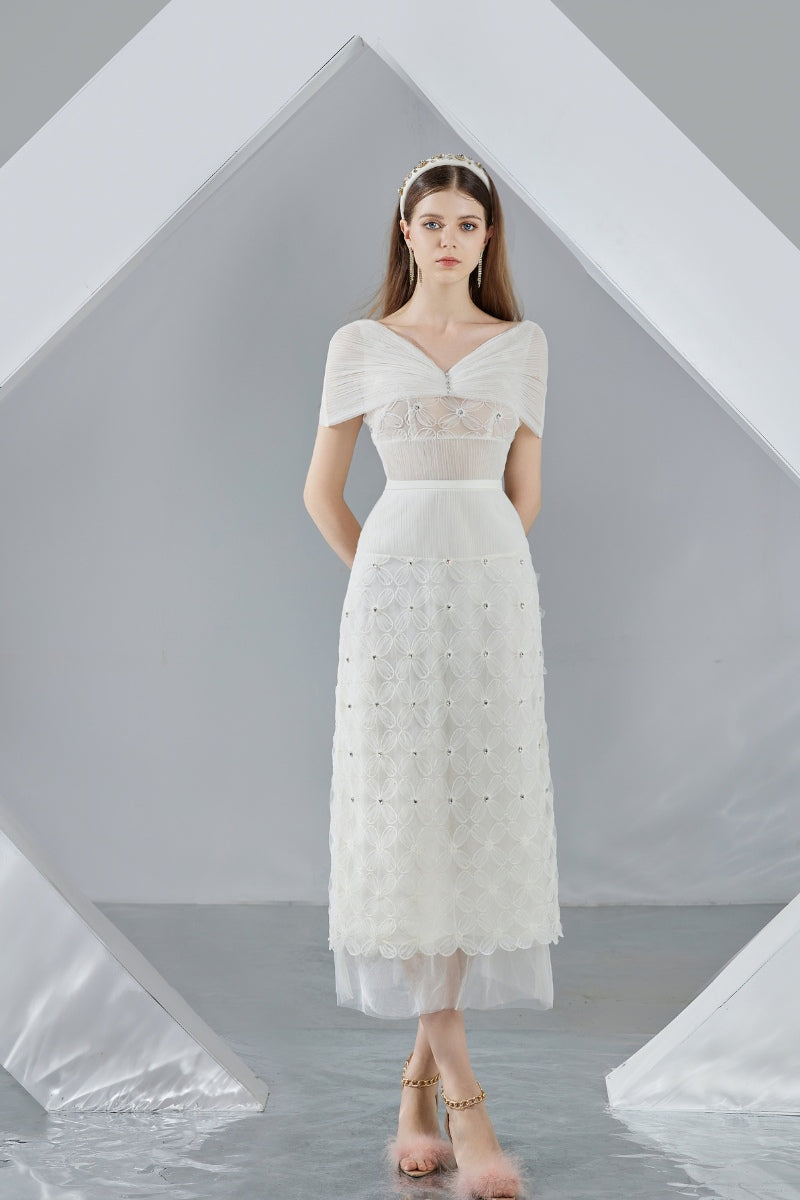 KENNA WHITE CAPE SLEEVED ORGANZA MIDI DRESS - CULT MIA