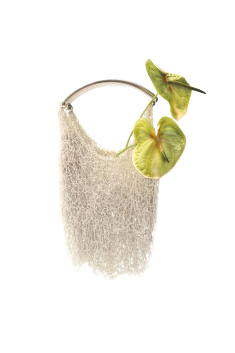NEUS CREAM BAG