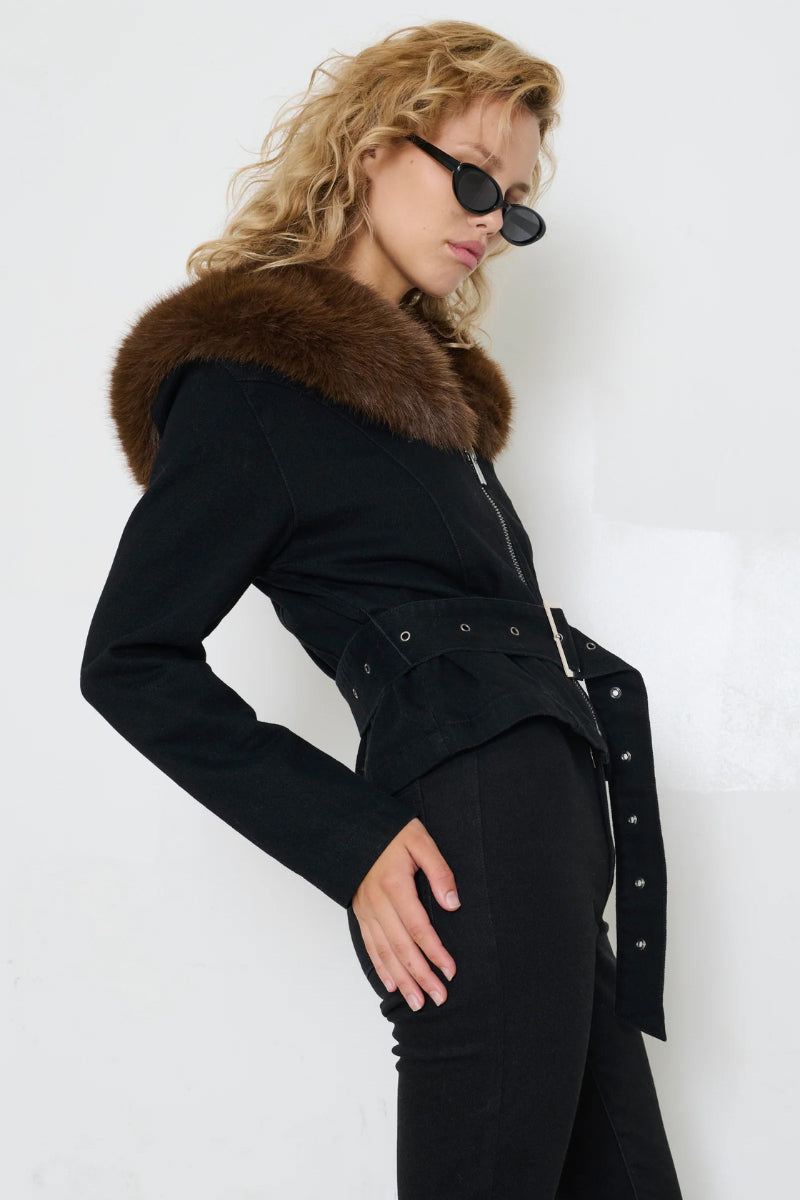 TT Studios CARM jacket, stylish men's jacket with a modern design, featuring a sleek fit and detailed stitching.