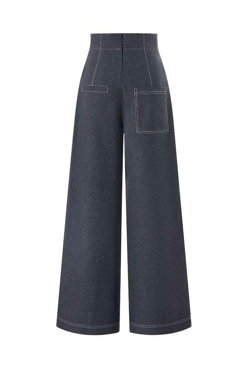Light blue cotton denim pants from LECIA V-WAIST collection, featuring a relaxed fit and classic five-pocket design.