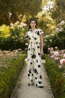 Black Estefania Rosseta pants with a relaxed fit, featuring a high waist and wide leg design.