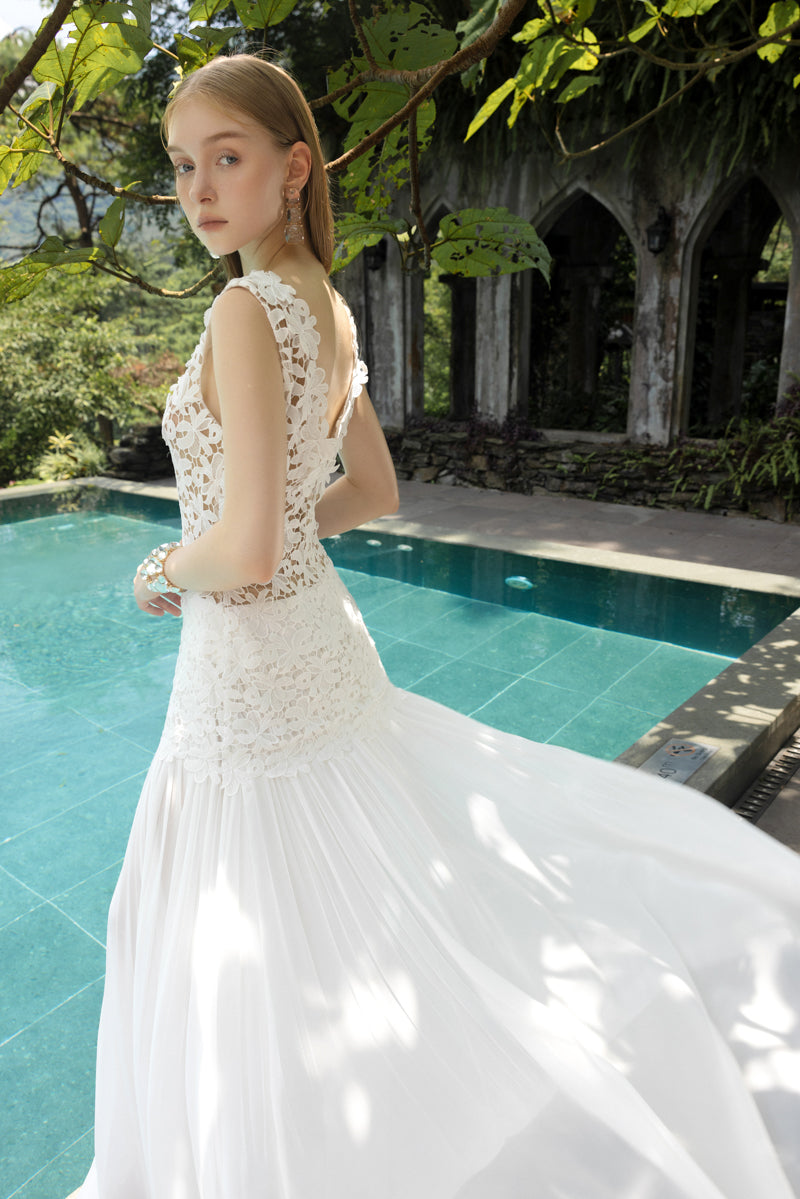 GABRIELLA WHITE FLORAL LACE MIXED CHIFFON DRESS - CULT MIA