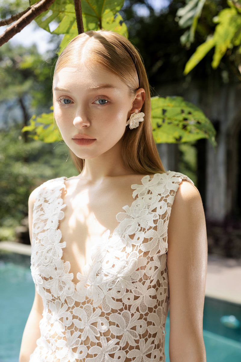 MARIE FLORAL LACE DRESS - CULT MIA