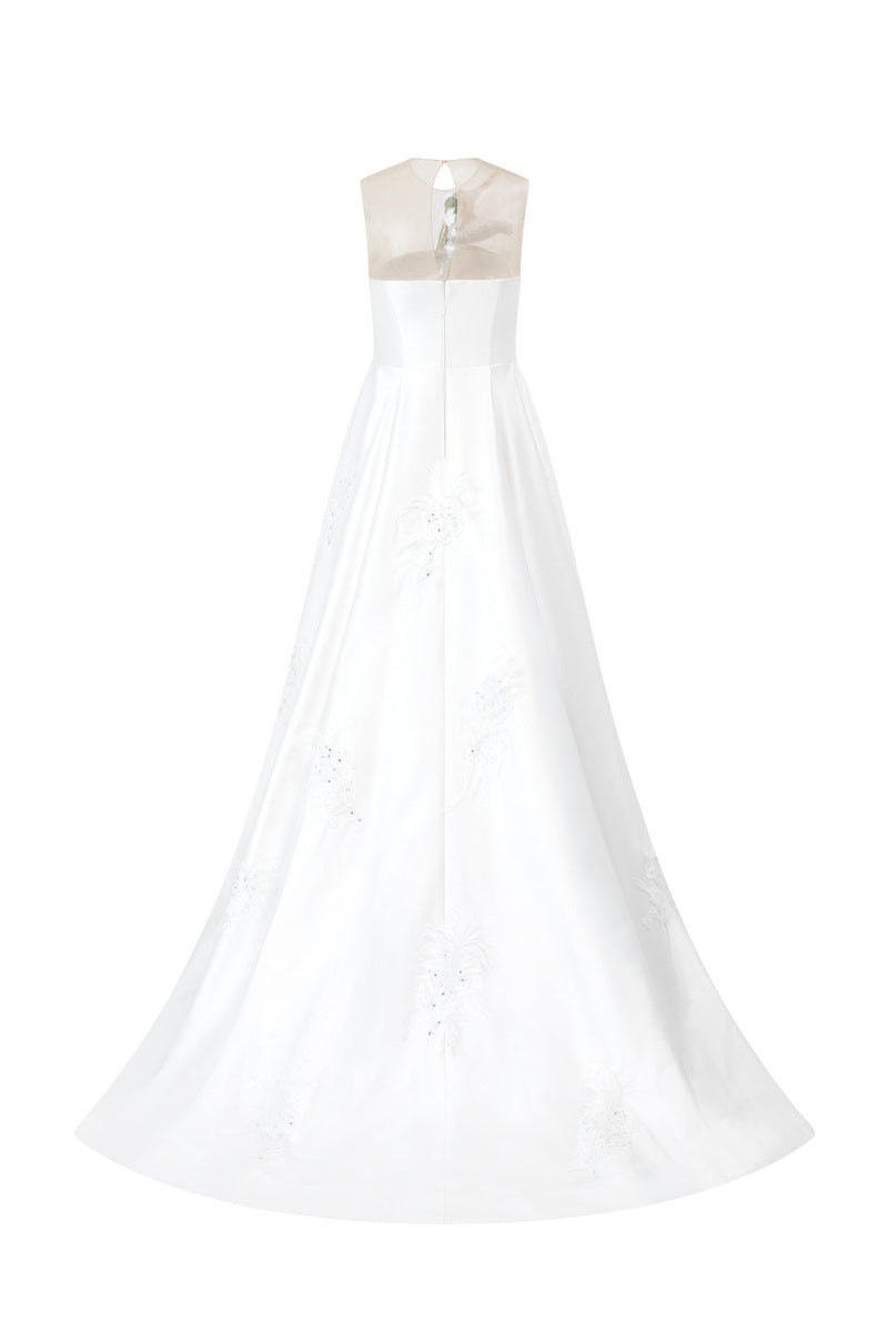 White taffeta bamboo strapless maxi dress by Tracy Studio, featuring a flowing silhouette and elegant design.