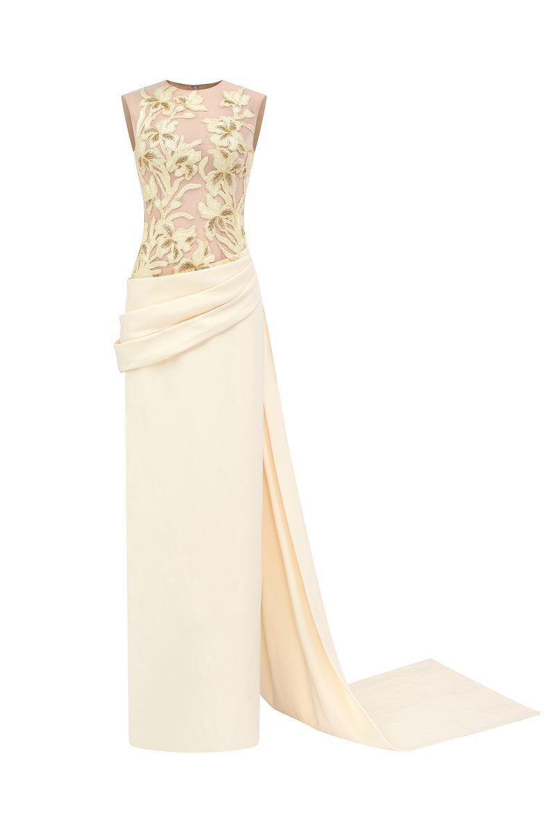 Yellow viscose matte maxi dress by Tracy Studio, featuring a flowing design and elegant silhouette.