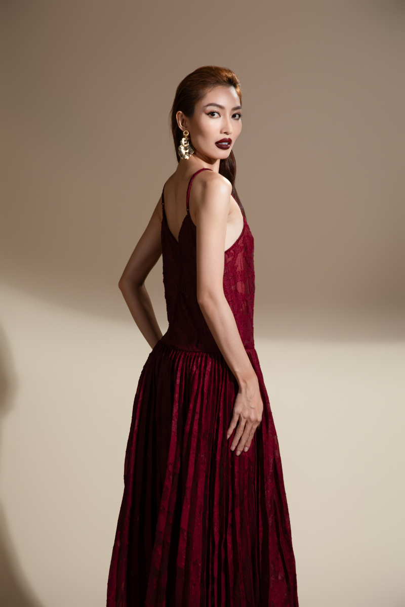BRITTANY FLARED CAMISOLE BROCADE ORGANZA MAXI DRESS - CULT MIA