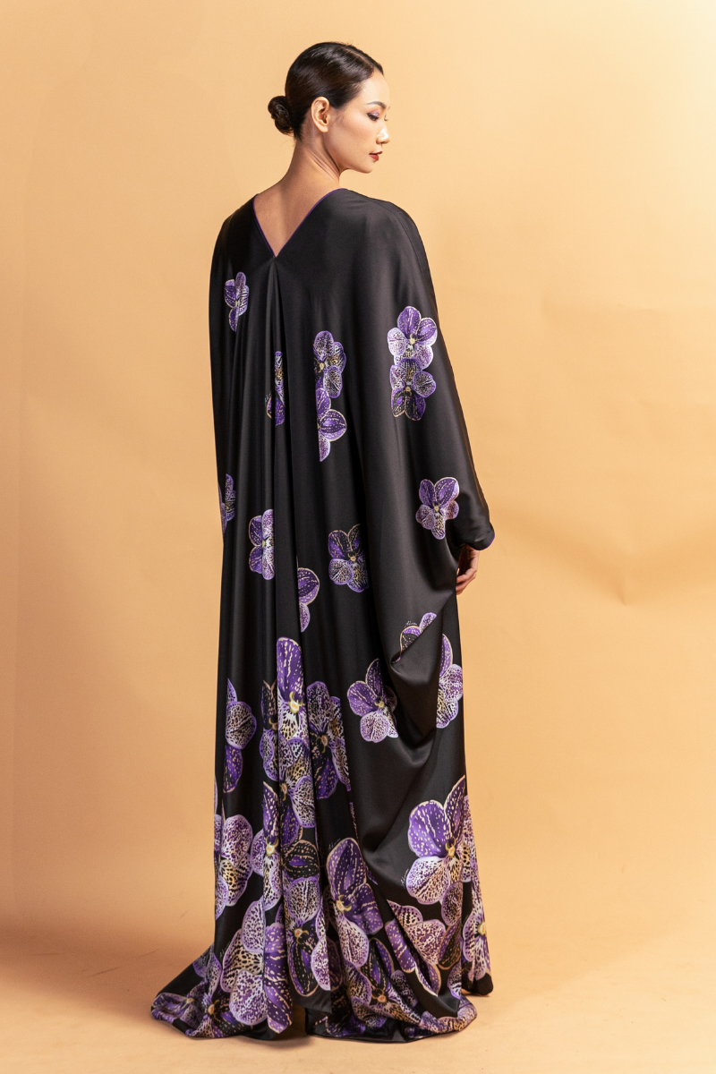 LONG PURPLE FLORAL CAPE AND BLACK STRAP DRESS - CULT MIA