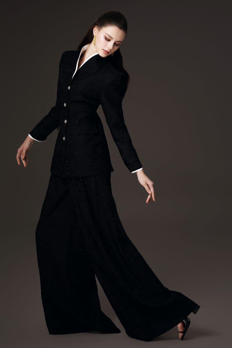 HIGH COLLAR FITTED BLAZER & WIDE-LEG TROUSERS SET - CULT MIA