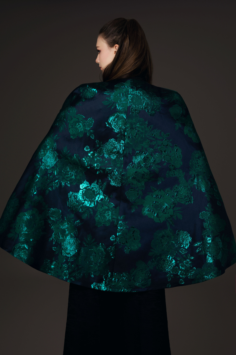 TURTLENECK LONG-SLEEVE TOP WITH WIDE-LEG TROUSERS AND CAPE SET - CULT MIA