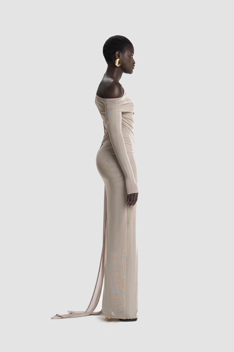 BBXBRAND VERELLA MAXI IN NARNIA maxi dress with flowing fabric and floral print, perfect for elegant summer occasions.
