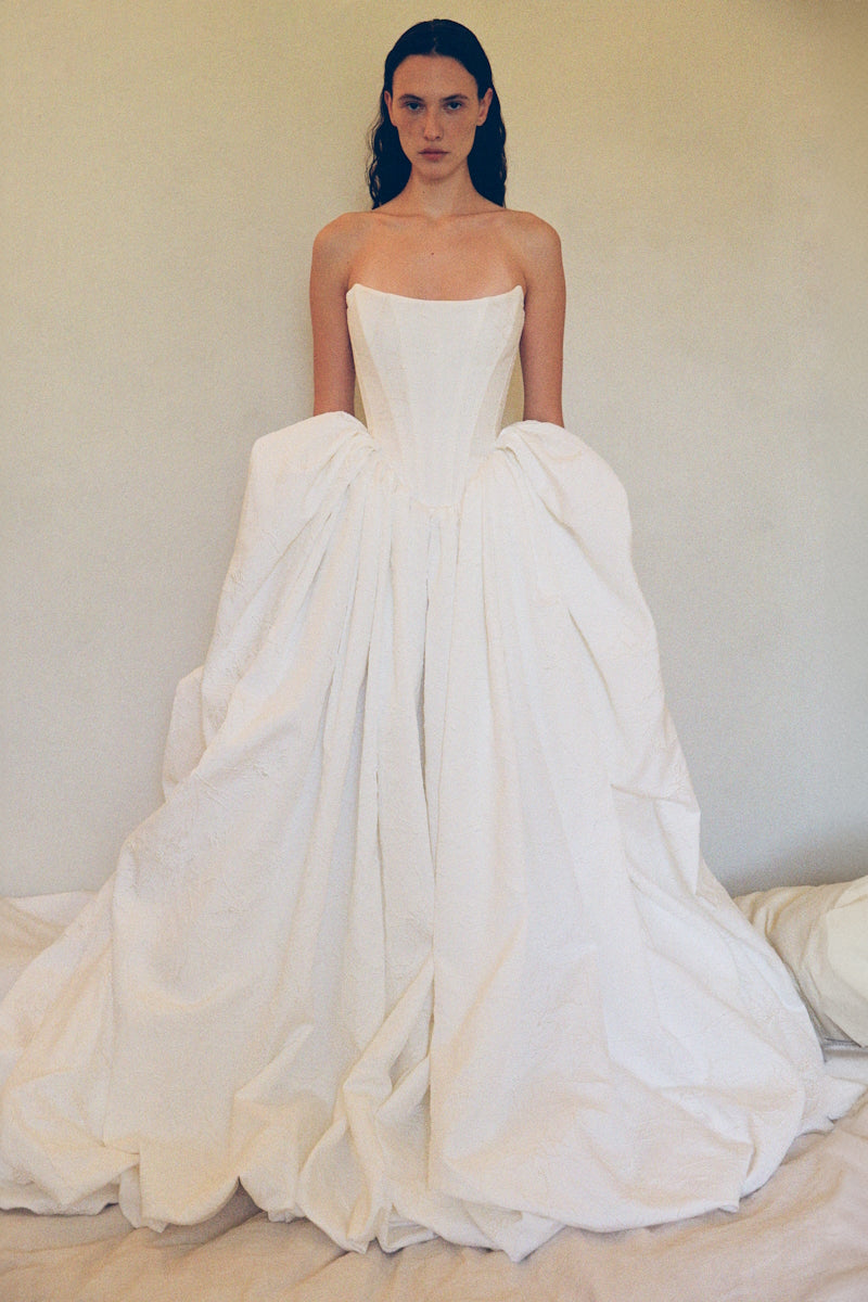 VESNA GOWN