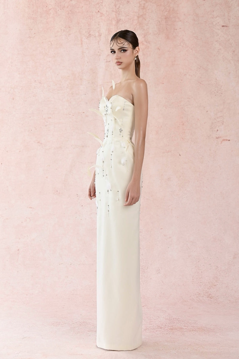 white feather dress WHITE FEATHER CHARMING GOWN | CULT MIA