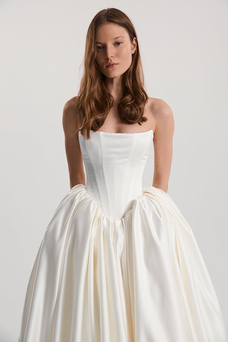 ETERNA DRESS SATIN IN OFF-WHITE - CULT MIA
