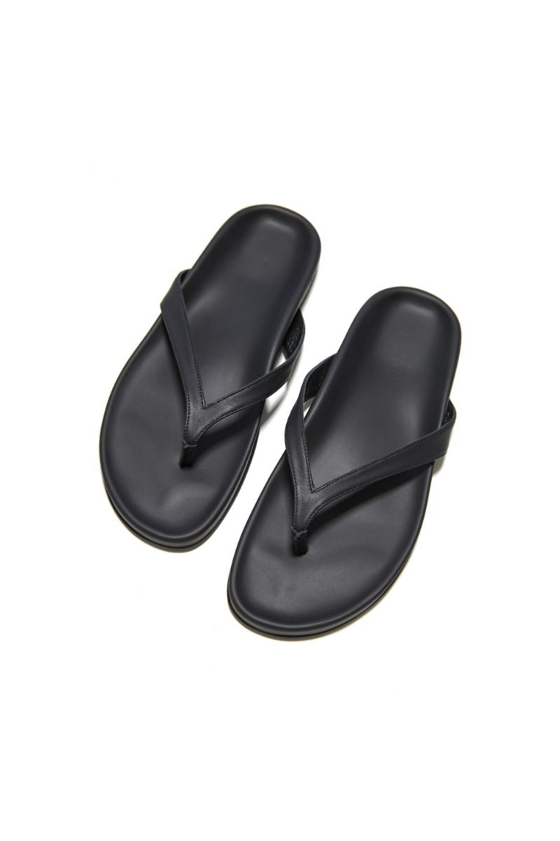 XENOS SANDALS IN BLACK - CULT MIA