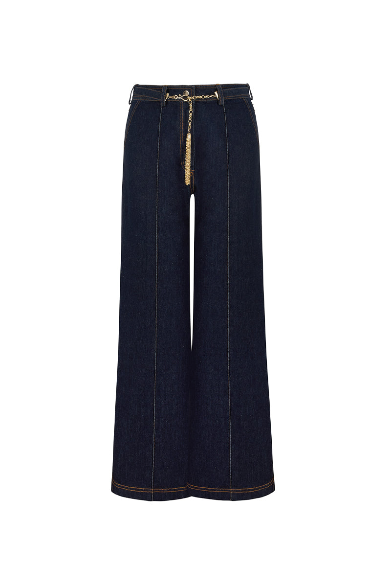 AISA Royce denim jeans, casual blue jeans with classic five-pocket design, shown in a front view.