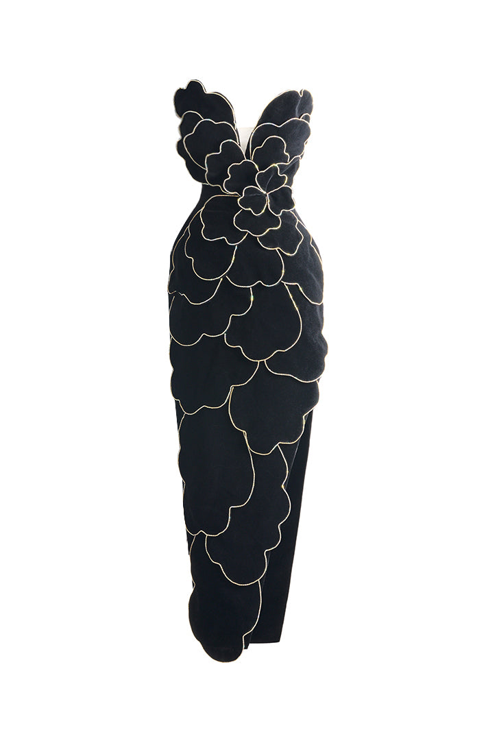 VELVET V-NECK PETAL STRAPLESS MAXI DRESS IN BLACK