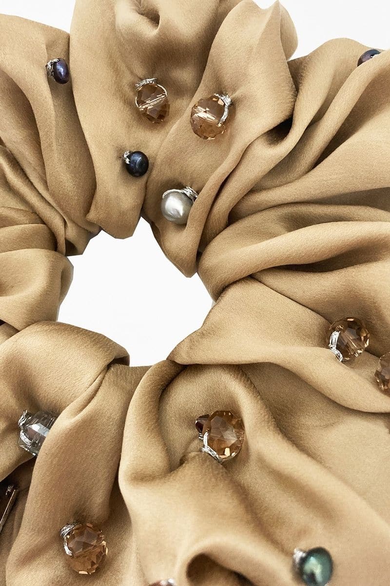 FRANCOISE EMBELLISHED SILK SCRUNCHIE SET | Aethera | CULT MIA