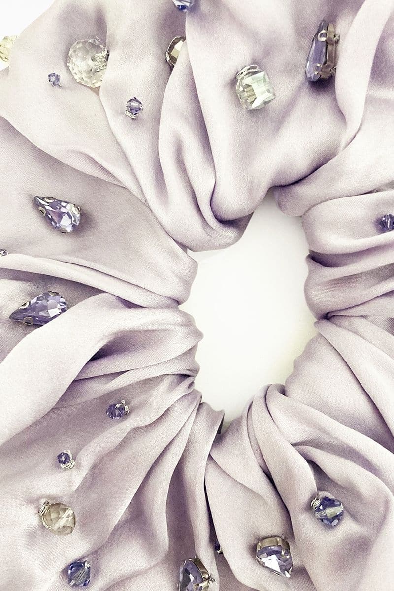 HARLOW EMBELLISHED OVERSIZED SILK SCRUNCHIE SET | Aethera | CULT MIA