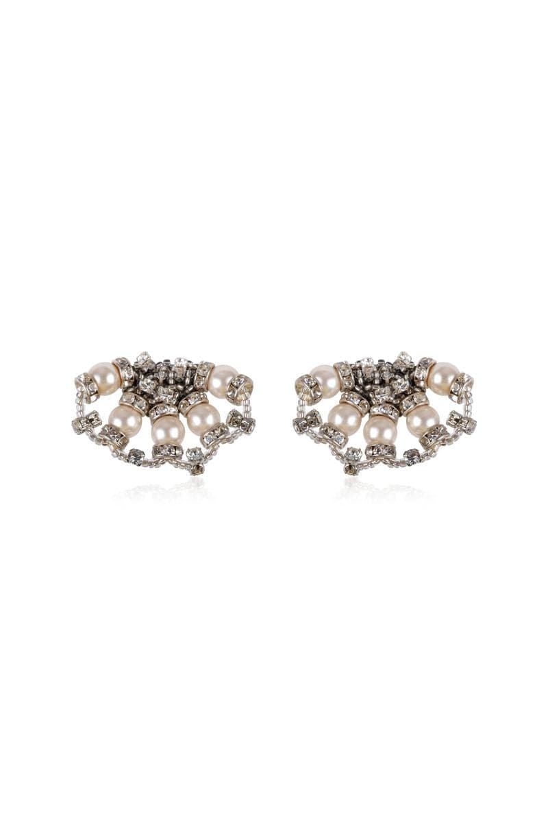 LADY CRYSTAL BEADED PEARL EMBELLISHED CLIP ON EARRINGS | Aidan & Ice | CULT MIA