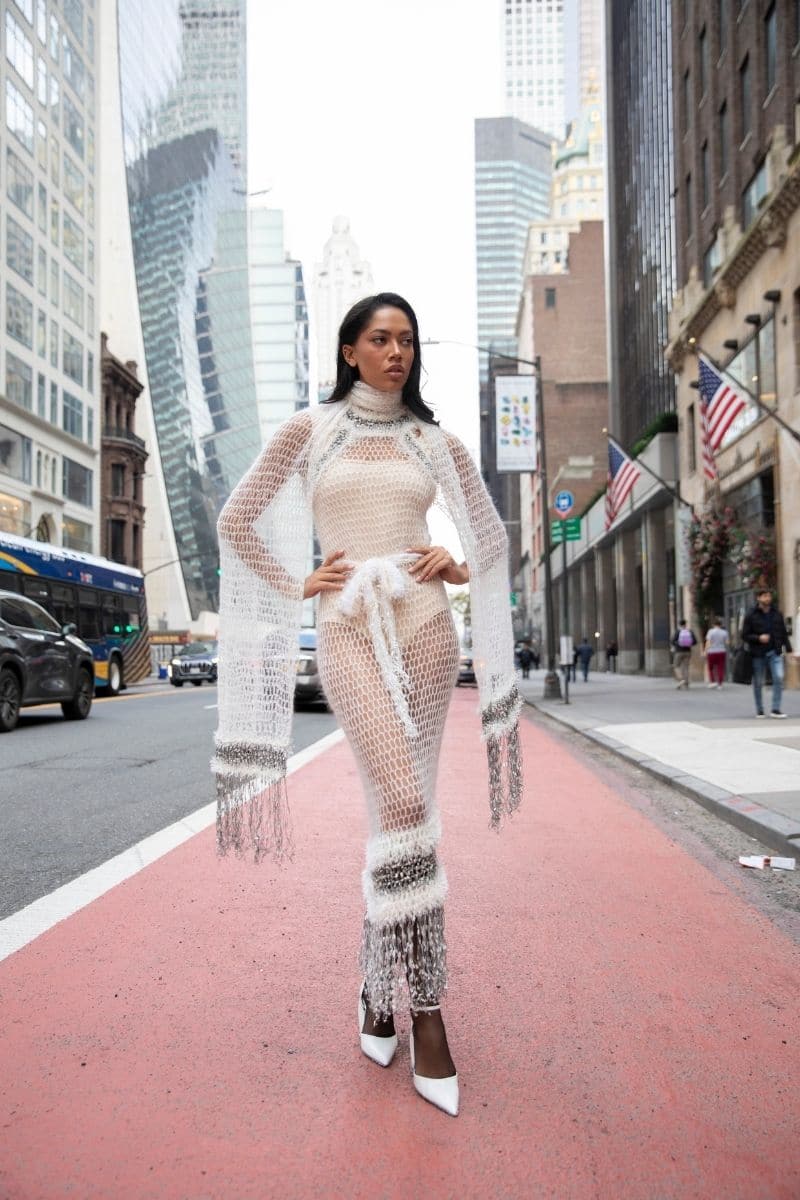 WHITE ROSE HANDMADE KNITTED MIDI DRESS | Andreeva | CULT MIA