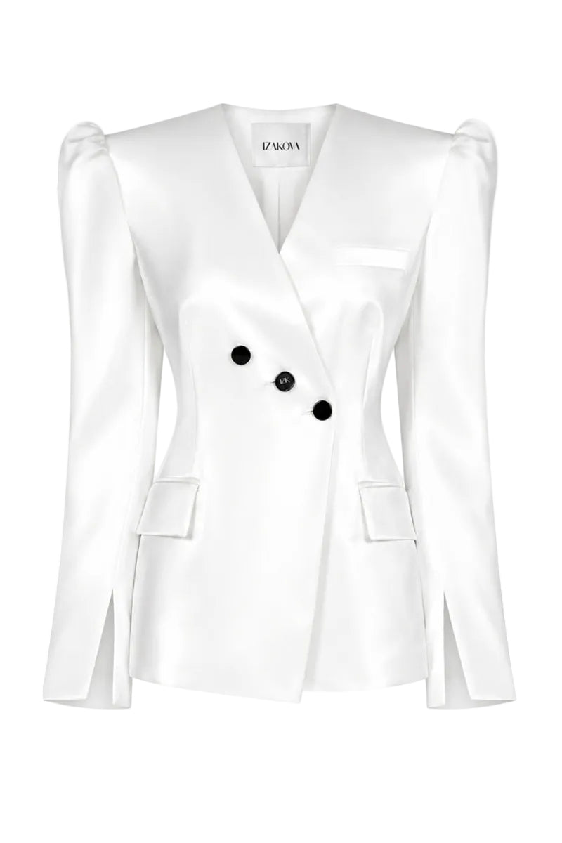 Izakova Azera blazer in white satin, tailored fit, sleek design, and smooth fabric, perfect for elegant formal occasions.