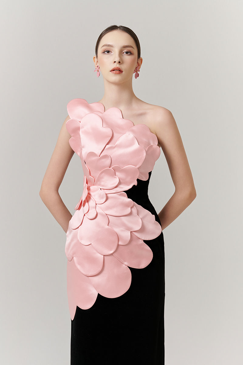 FLOWER APPLIQUE BODY MAXI DRESS - CULT MIA