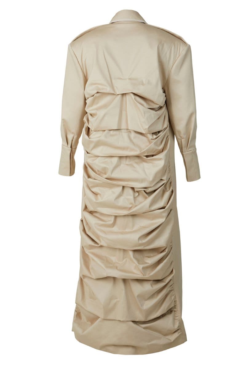 LAYERED CRUMPLE-BACK BEIGE TRENCH | Blikvanger | CULT MIA