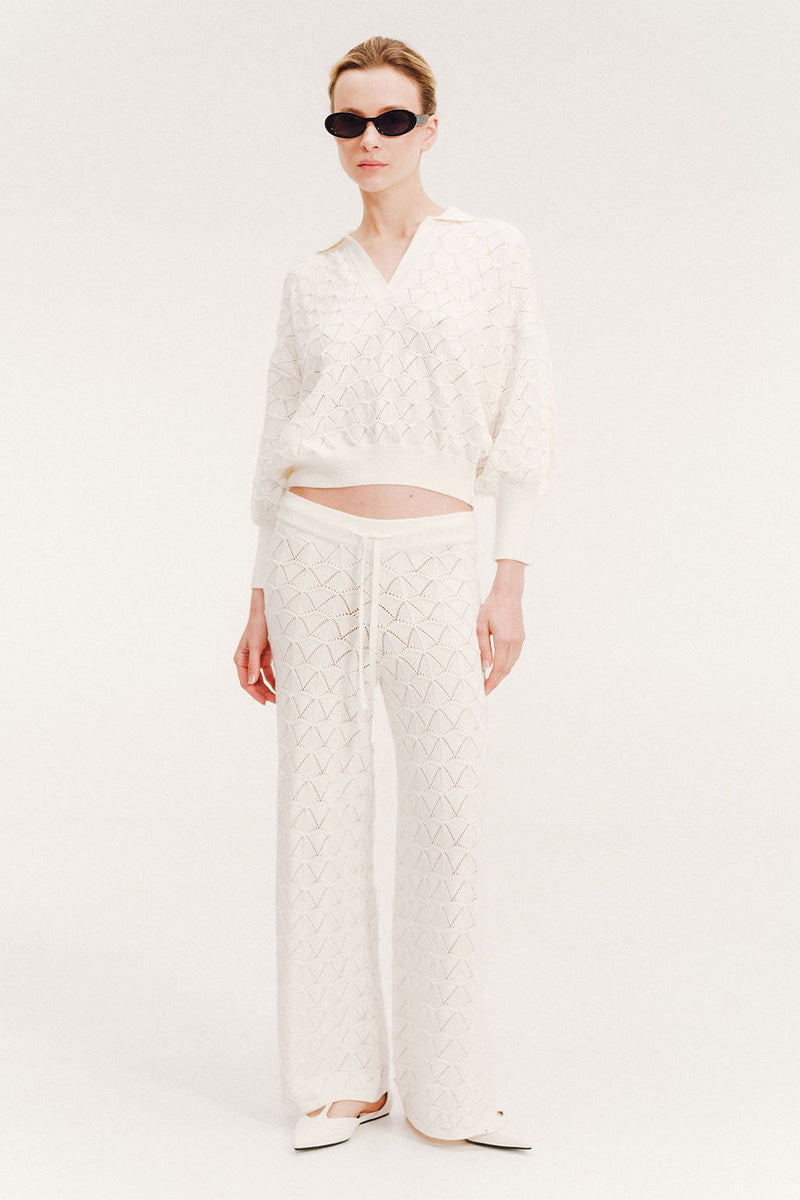 Vorn Design BROMELIA set in ivory co-ords, featuring a stylish top and matching pants with a modern, elegant design.