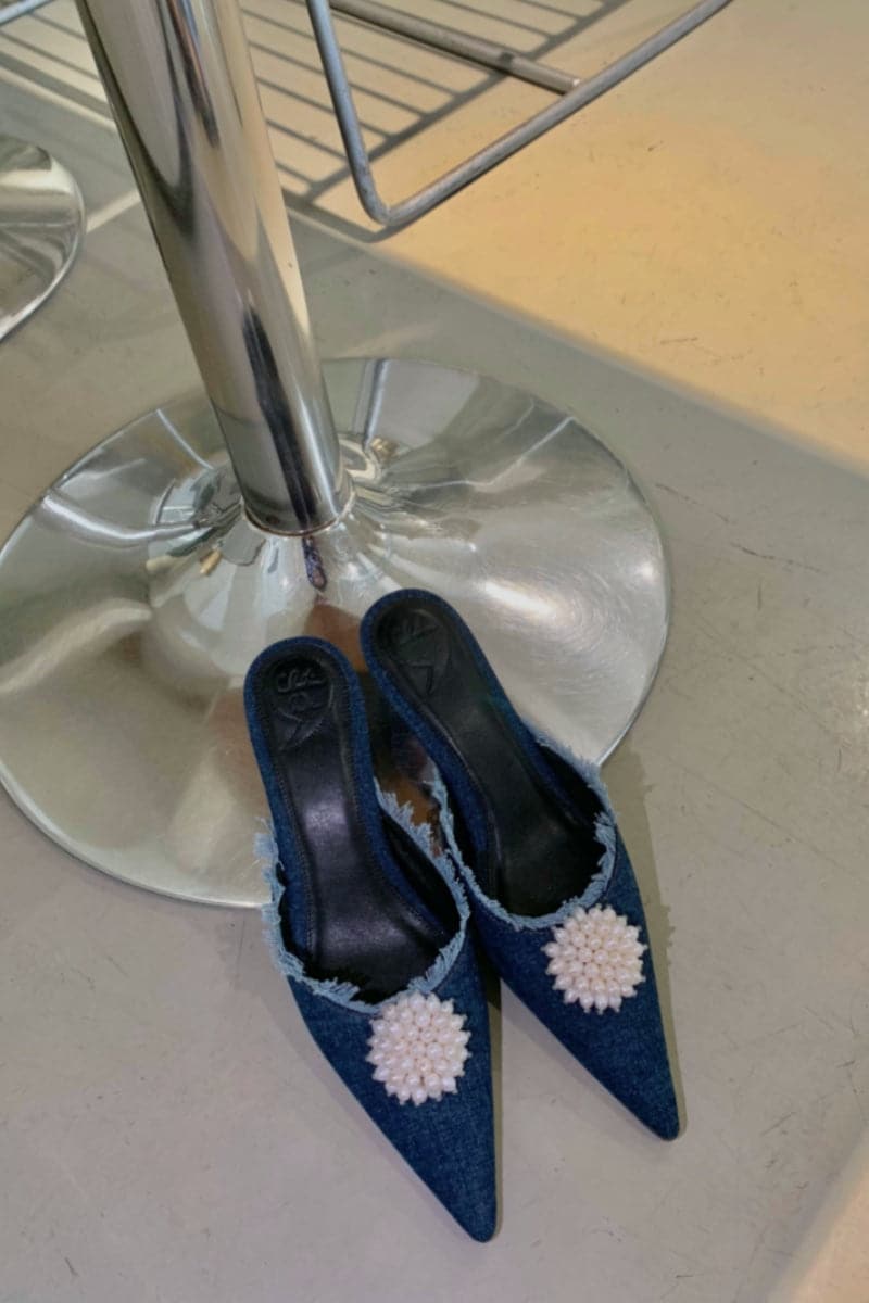Christin Wu NALA denim kitten heels, stylish denim shoes with a pointed toe and low heel, size EU 36.