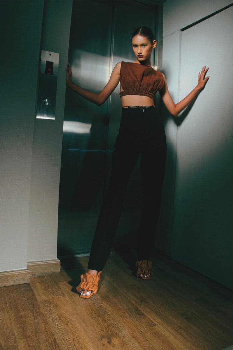 POPPY CARAMEL MULES | Christin Wu | CULT MIA