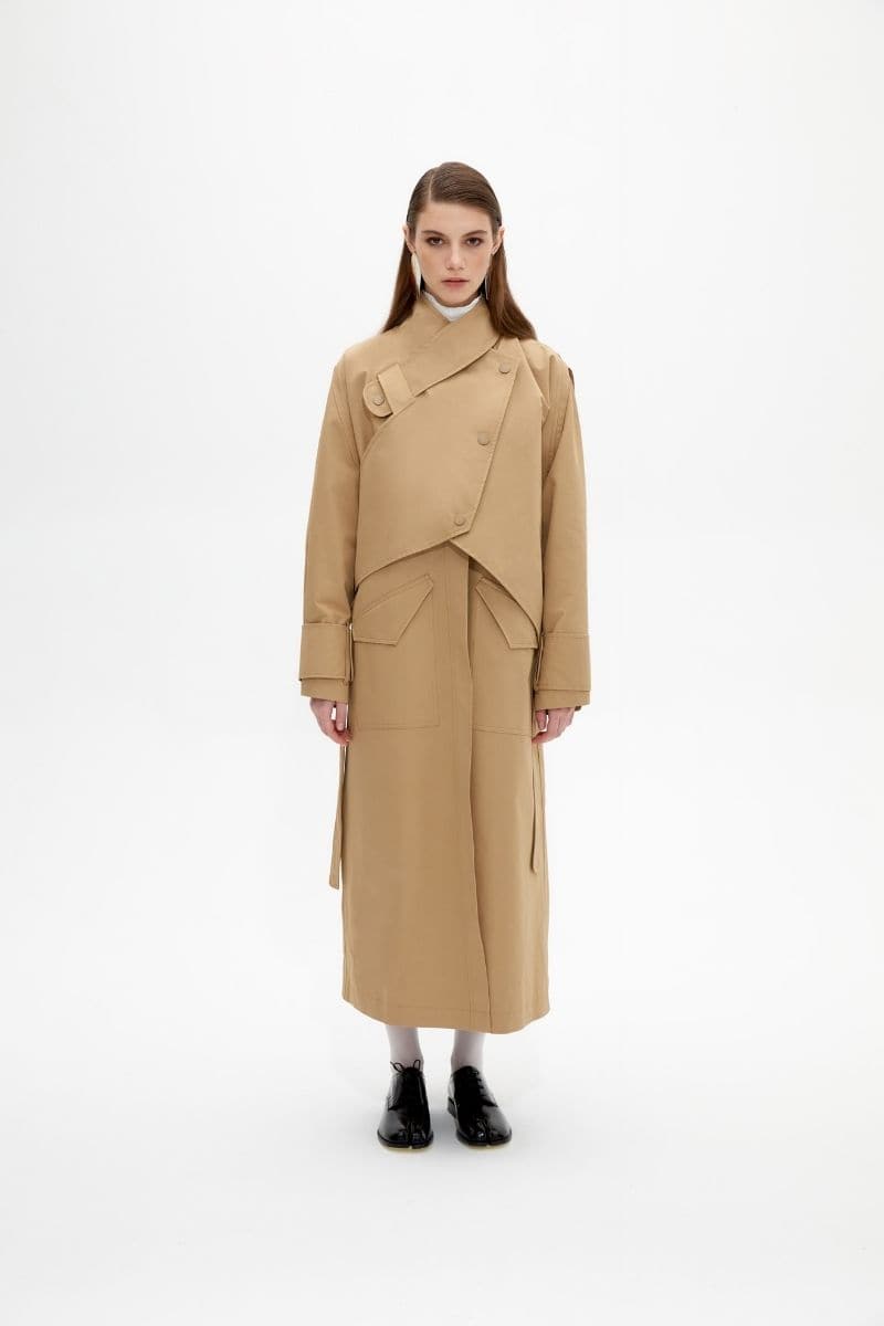 BEIGE GADGET TRENCH COAT | Coloreve | CULT MIA