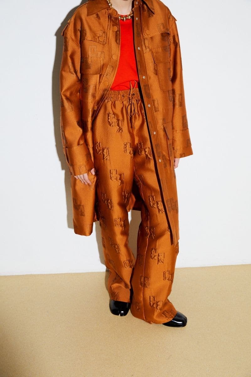 BROWN LOGO TRENCH COAT | Coloreve | CULT MIA