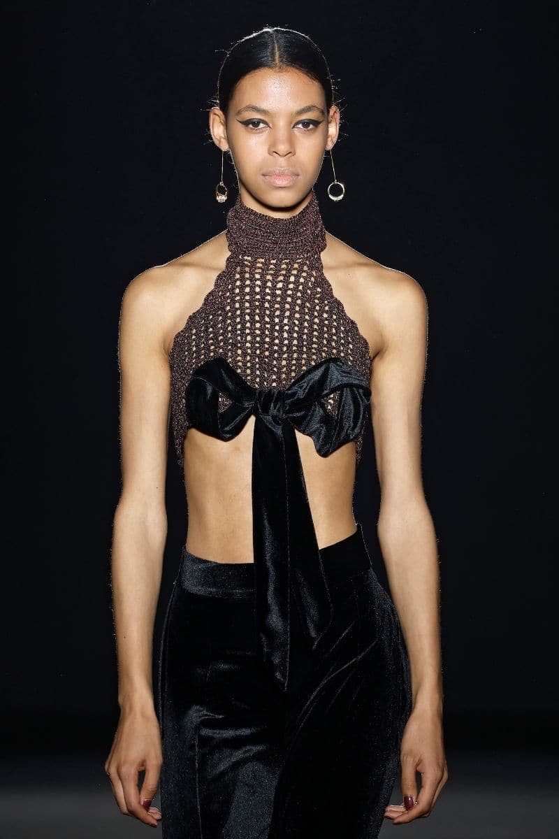 HALTER BOW CROCHET TOP | Compte Spain | CULT MIA