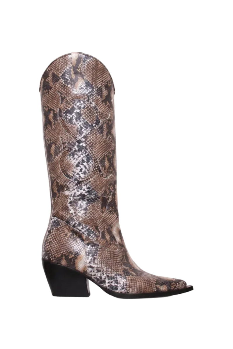 Terry de Havilland cowboy sand boots with leather straps and Western-inspired design, featuring a rugged sole and stylish details.