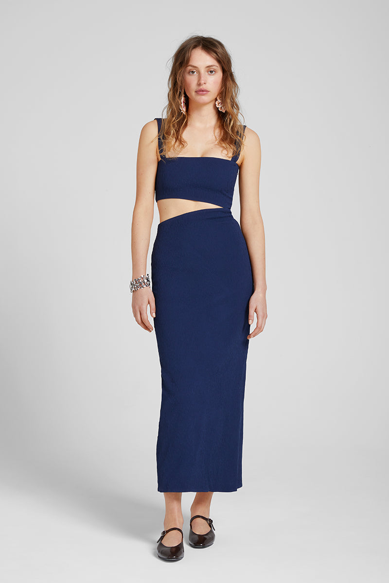 ROBE BLEU MARINE À DÉCOUPES