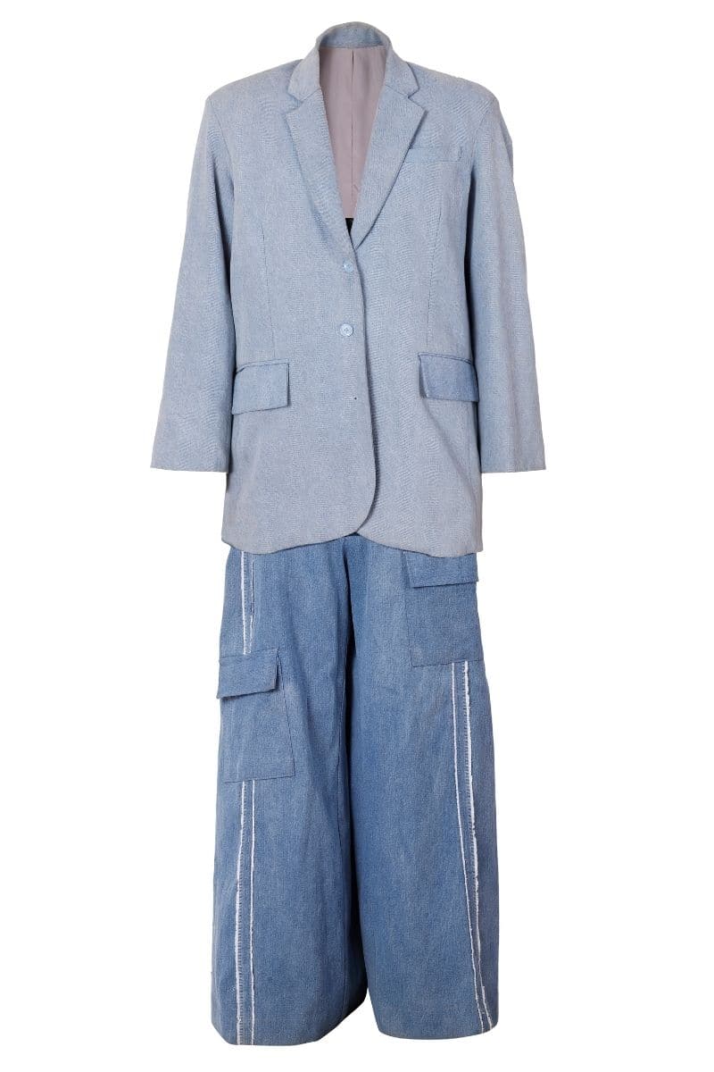 LOLA OVERSIZED DENIM BLAZER AND PANTS SET | Deme By Gabriella | CULT MIA