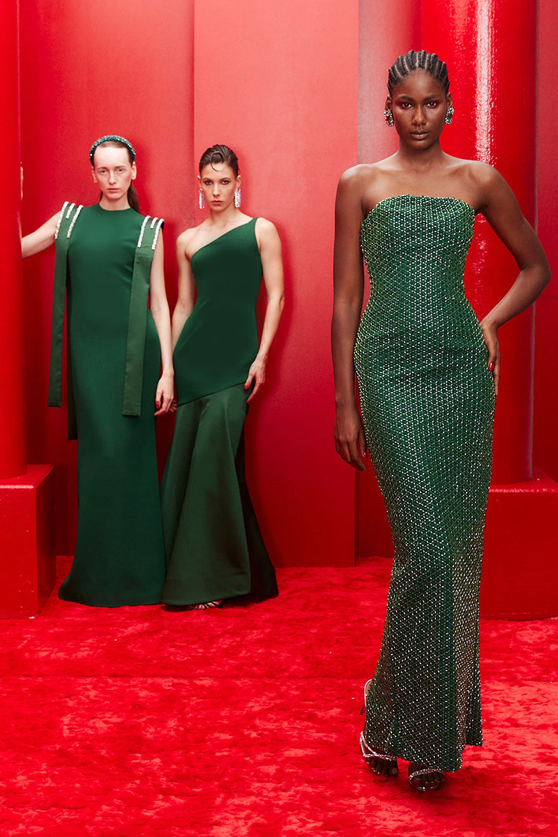 EMBROIDERED STRAPLESS GOWN WITH REMOVABLE CAPE IN EMERALD GREEN - CULT MIA