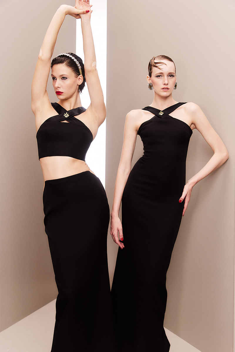 BLACK STONE EMBELLISHED MAXI DRESS - CULT MIA