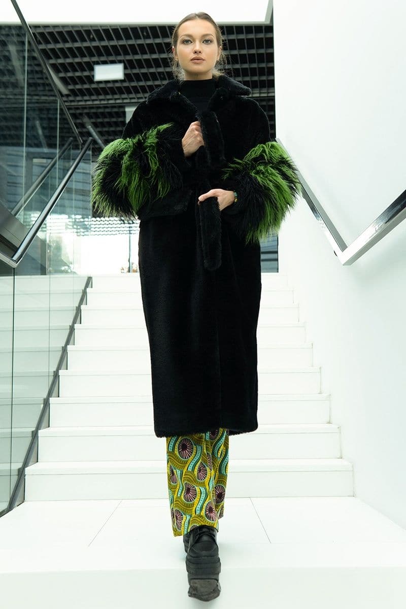 LONG BLACK AND GREEN FAUX FUR COAT WITH FLUFFY SLEEVES | Fortini | CULT MIA