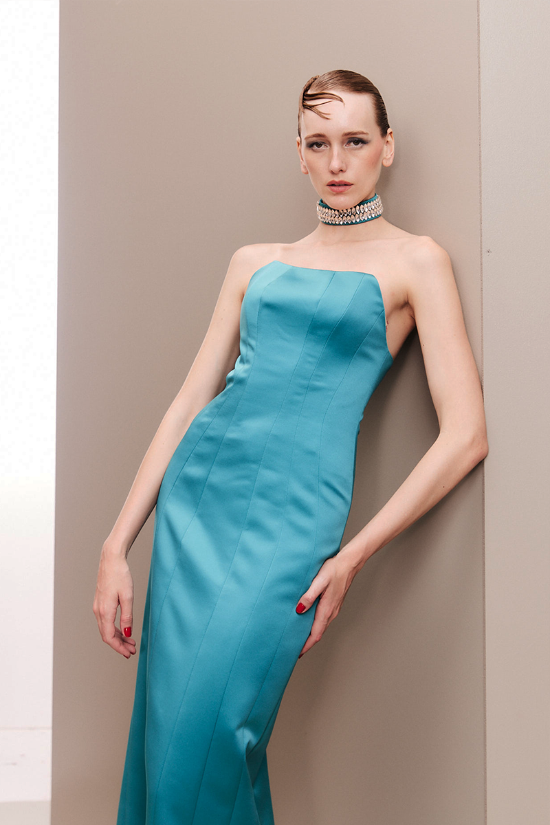CORSET GOWN WITH BEDAZZLED CHOKER ACCENT - CULT MIA