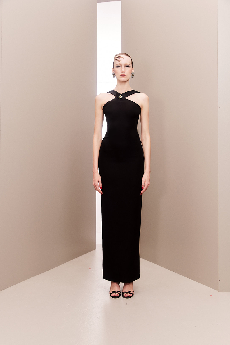 BLACK STONE EMBELLISHED MAXI DRESS - CULT MIA