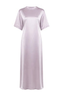 Izakova Gabrijela T-shirt Dress in lavender, a flowy maxi dress with a relaxed fit and short sleeves, perfect for casual wear