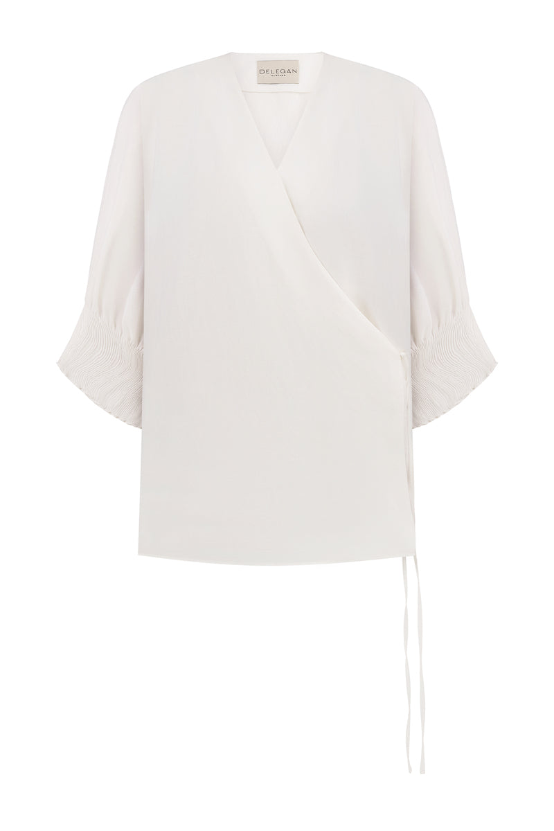 BLOUSE WITH TIGHT SLEEVES IN WHITE